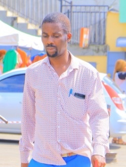 Leon's profile, a single 58-year-old a man in Libreville