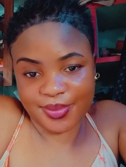 Stella's profile, a single 28-year-old a woman in Yaoundé