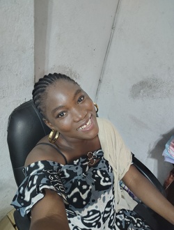 Sabine's profile, a single 26-year-old a woman in Lomé