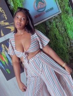 Danielle's profile, a single 30-year-old a woman in Kribi
