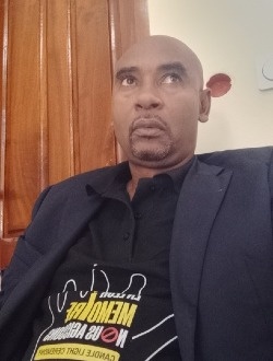 Tex Willer's profile, a single 46-year-old a man in Yaoundé