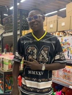 N’golo Diarra's profile, a single 32-year-old a man in Abidjan