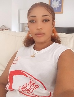 Élodie's profile, a single 30-year-old a woman in Petit Abidjan-Youkou