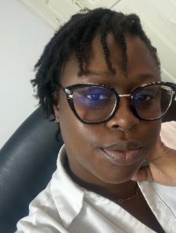 Mireille's profile, a single 30-year-old a woman in Cotonou