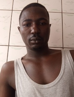 Kardin's profile, a single 32-year-old a man in Yakouan