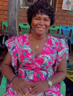 Alvine's profile, a single 41-year-old a woman in Abek