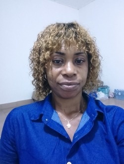 Léandre's profile, a single 45-year-old a woman in Cocody