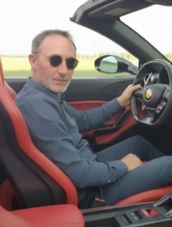 David's profile, a single 48-year-old a man in Amiens