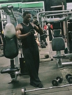 Joe's profile, a single 27-year-old a man in Cotonou