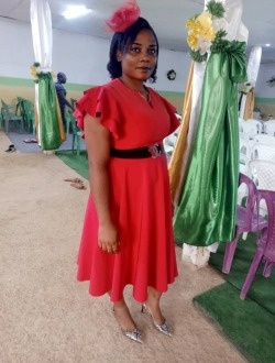 Christy's profile, a single 30-year-old a woman in Cite de la Paix