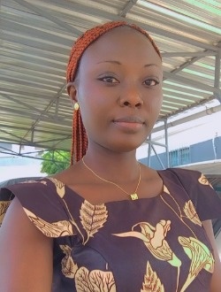Pauline's profile, a single 37-year-old a woman in Adidogomé