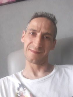 Frederic's profile, a single 52-year-old a man in Achères