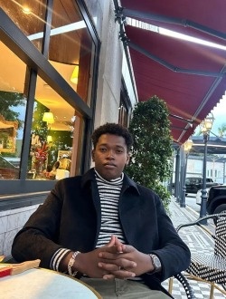 Tinax's profile, a single 21-year-old a man in Fianarantsoa