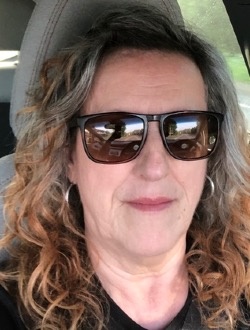 Jeannette's profile, a single 64-year-old a woman in Lachute