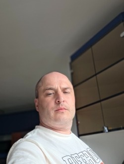 Nicolas's profile, a single 42-year-old a man in Rimouski