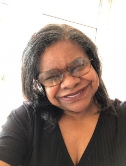 Melaine's profile, a single 70-year-old a woman in Sainte-Foy-lès-Lyon