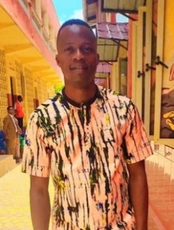 K-Libre's profile, a single 18-year-old a man in Lomé