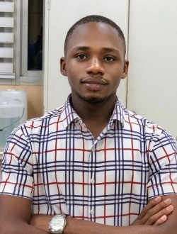 Giles's profile, a single 27-year-old a man in Abidjan