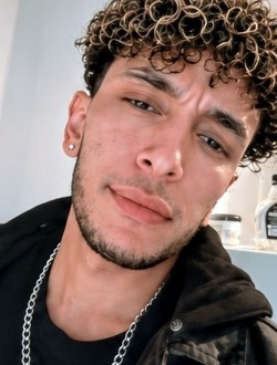 Souf's profile, a single 32-year-old a man in Québec