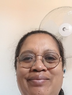 Bella's profile, a single 48-year-old a woman in Béthisy-Saint-Pierre