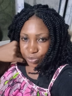 Sonia's profile, a single 37-year-old a woman in Douala