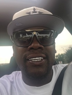 Nathan's profile, a single 44-year-old a man in Katy