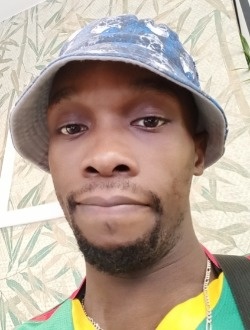 Aberniko's profile, a single 34-year-old a man in Tangero