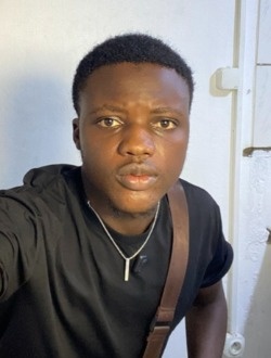 Ulrich's profile, a single 22-year-old a man in Douala