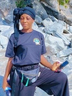 Yvy's profile, a single 40-year-old a woman in Émana