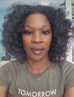 Lolo's profile, a single 37-year-old a woman in Douala