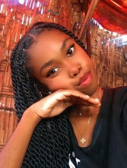 Elicia's profile, a single 21-year-old a woman in Antalaha