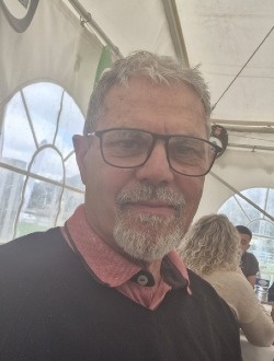 Robert's profile, a single 59-year-old a man in Toulouse