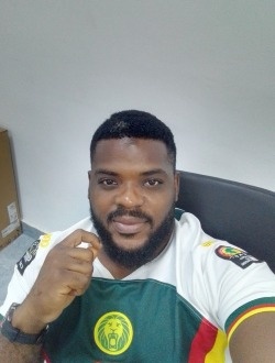 Paulin's profile, a single 33-year-old a man in Douala