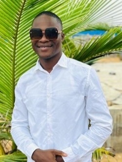 Fidocres's profile, a single 30-year-old a man in Cocotomey