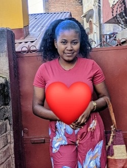 Oliva Erica's profile, a single 26-year-old a woman in Antananarivo