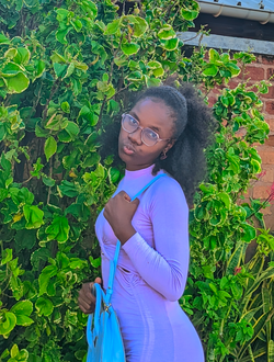 Christelle's profile, a single 22-year-old a woman in 1ER Arrondissement