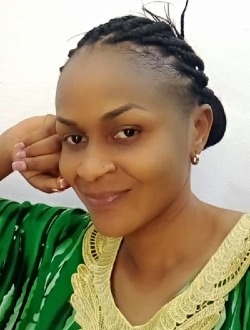 Alice's profile, a single 32-year-old a woman in Yaoundé