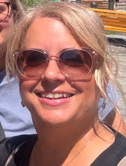 Karine's profile, a single 52-year-old a woman in L'Épiphanie