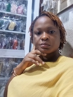 Joëlle's profile, a single 38-year-old a woman in Aban