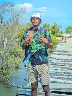 profile picture 0