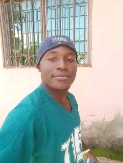Bibouth Franck-Loïc's profile, a single 24-year-old a man in Yaoundé