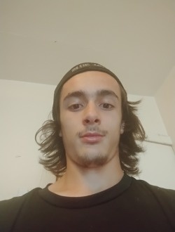 Tyson's profile, a single 18-year-old a man in Salaberry-de-Valleyfield