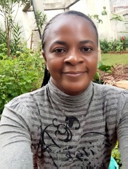 Carolle's profile, a single 42-year-old a woman in Douala