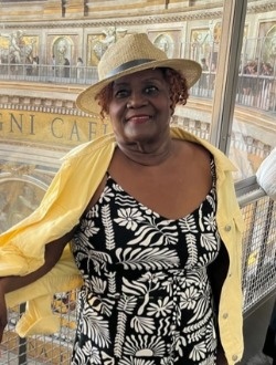 Carole's profile, a single 56-year-old a woman in Ottawa