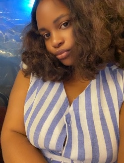 Flora's profile, a single 25-year-old a woman in Bafoussam