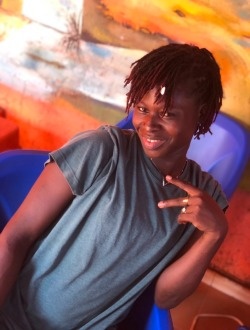 Antou's profile, a single 31-year-old a woman in 1200 Logements
