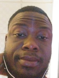Josh's profile, a single 32-year-old a man in Nouakchott