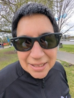 John's profile, a single 54-year-old a man in Châteauguay