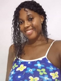 Tania's profile, a single 28-year-old a woman in Douala