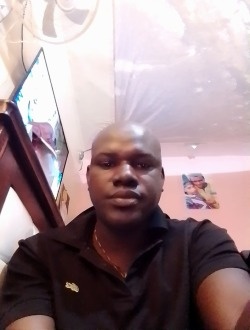 Abass's profile, a single 36-year-old a man in Dakar-Marine